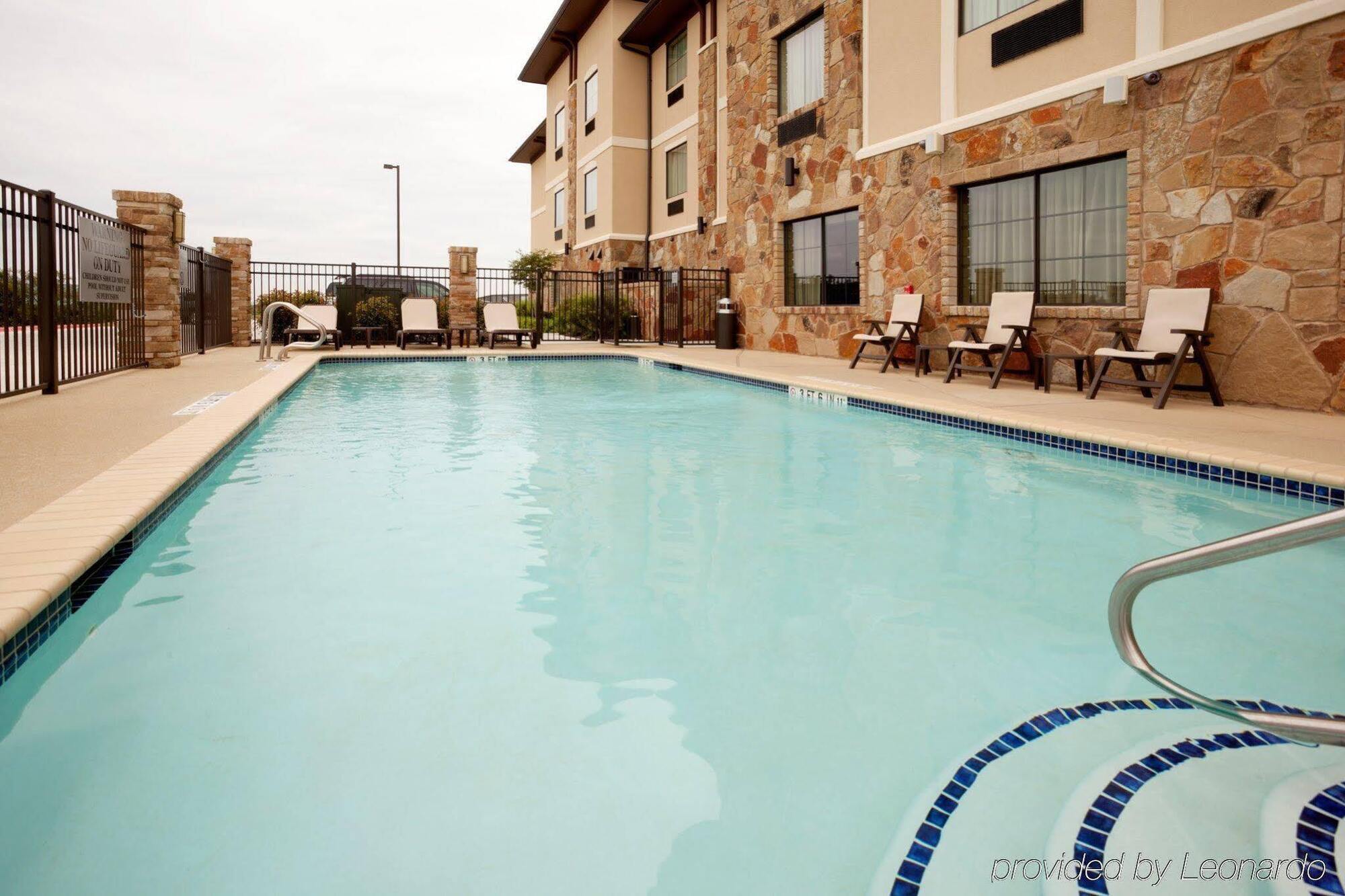 Holiday Inn Express Marble Falls, An Ihg Hotel מראה חיצוני תמונה